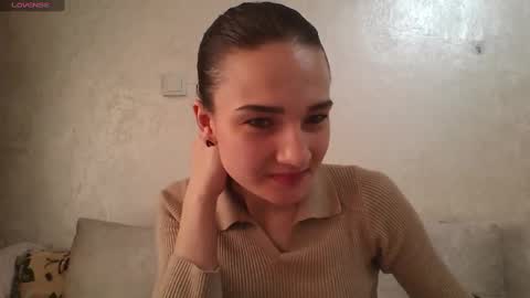 Julia  online show from 03.05.25