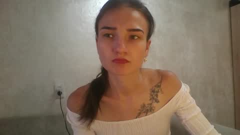 Julia  online show from 09.10.25