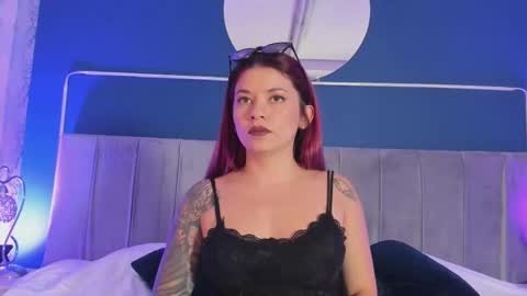 Snapshot of ami_berner chatting on 11.21.25 ami_berner online show from 11.21.25