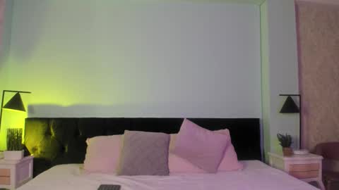 Snapshot of ami_berner chatting on 12.14.25 ami_berner online show from 12.14.25