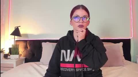 Snapshot of ami_berner chatting on 01.12.26 ami_berner online show from 01.12.26