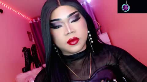 Queen Mireska online show from 10.24.25