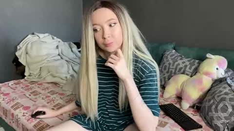 Ami Air online show from 04.14.26