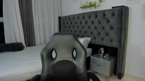 Amira sweet online show from 09.10.25