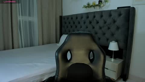 Snapshot of amiirra_ chatting on 05.23.26 Amira sweet online show from 05.23.26