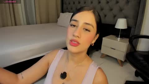 Snapshot of amiirra_ chatting on 06.04.26 Amira sweet online show from 06.04.26