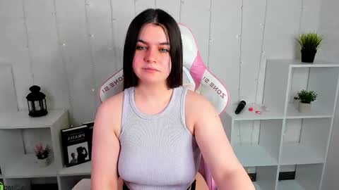 Snapshot of amilia_may chatting on 05.22.26 amilia_may online show from 05.22.26