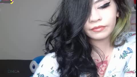 Snapshot of amilustxx chatting on 11.16.25 amilust online show from 11.16.25