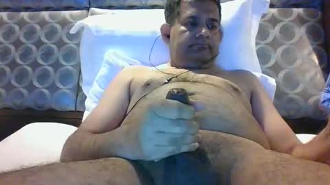 Snapshot of amimonalisa chatting on 10.10.25 amimonalisa online show from 10.10.25