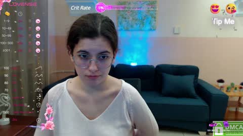 Snapshot of aminabeatris chatting on 01.09.25 Amina online show from 01.09.25