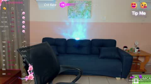 Snapshot of aminabeatris chatting on 02.07.25 Amina online show from 02.07.25