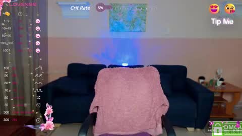 Snapshot of aminabeatris chatting on 02.13.25 Amina online show from 02.13.25