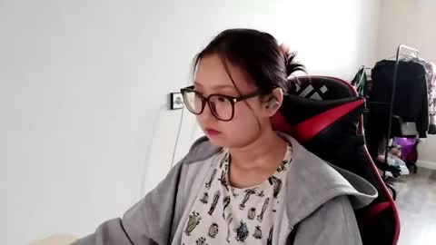 Kathrynenijou online show from 05.21.26