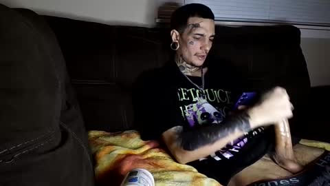 Snapshot of amiri_sweater chatting on 03.12.25 amiri_sweater online show from 03.12.25