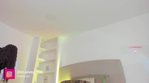 Snapshot of ammy_brown_ chatting on 02.18.25 AMMY online show from 02.18.25