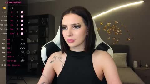 Snapshot of ammy_cumwme chatting on 11.10.25 Ammy dont forget to thumbs up me online show from 11.10.25