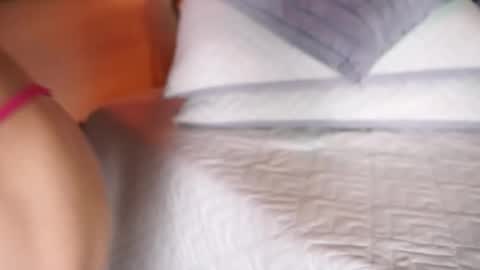 Snapshot of ammy_durand chatting on 12.05.25 ammy durand online show from 12.05.25