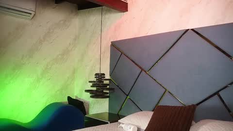 Snapshot of ammy_durand chatting on 01.11.26 ammy durand online show from 01.11.26