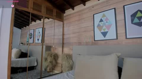 Snapshot of ammyscott1 chatting on 09.18.25 Ammy Scott online show from 09.18.25