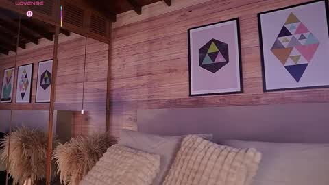 Snapshot of ammyscott1 chatting on 10.22.25 Ammy Scott online show from 10.22.25