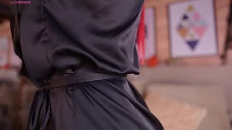 Snapshot of ammyscott1 chatting on 10.26.25 Ammy Scott online show from 10.26.25