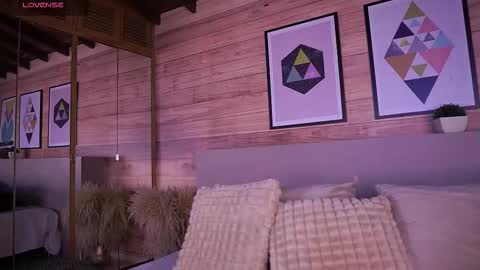 Snapshot of ammyscott1 chatting on 12.03.25 Ammy Scott online show from 12.03.25