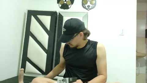 Josue AMo online show from 10.17.25