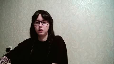 Amomira honeyx online show from 12.04.25