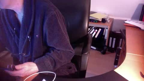 Snapshot of amor2200 chatting on 01.01.25 Amor2200 online show from 01.01.25