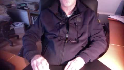 Snapshot of amor2200 chatting on 01.06.25 Amor2200 online show from 01.06.25