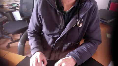 Snapshot of amor2200 chatting on 01.27.25 Amor2200 online show from 01.27.25