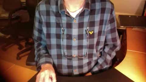 Snapshot of amor2200 chatting on 03.07.25 Amor2200 online show from 03.07.25