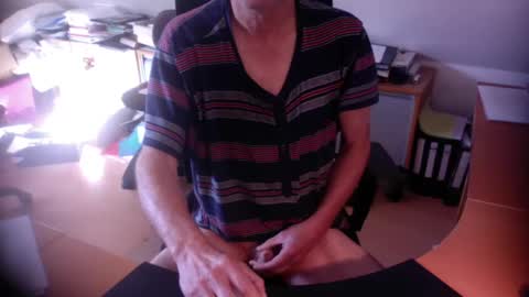 Snapshot of amor2200 chatting on 09.13.25 Amor2200 online show from 09.13.25