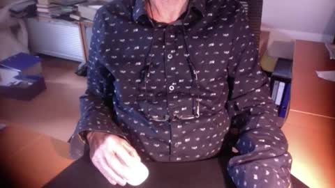 Snapshot of amor2200 chatting on 11.03.25 Amor2200 online show from 11.03.25