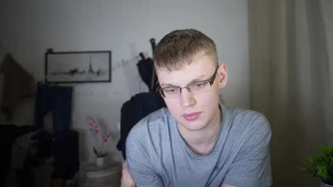 Andrew Amor online show from 02.11.26