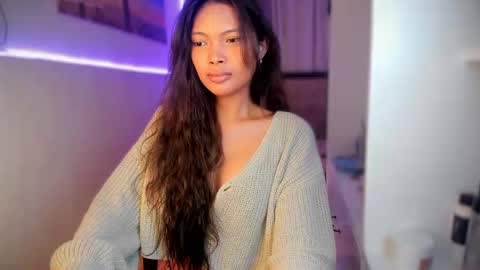 Snapshot of amor_prinsesa chatting on 02.15.25 Prinsesa online show from 02.15.25