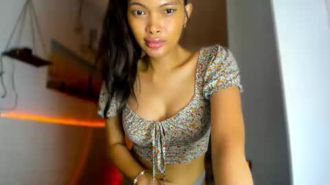 Snapshot of amor_prinsesa chatting on 02.20.25 Prinsesa online show from 02.20.25