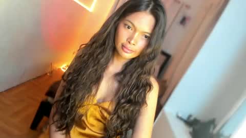 Snapshot of amor_prinsesa chatting on 02.24.25 Prinsesa online show from 02.24.25