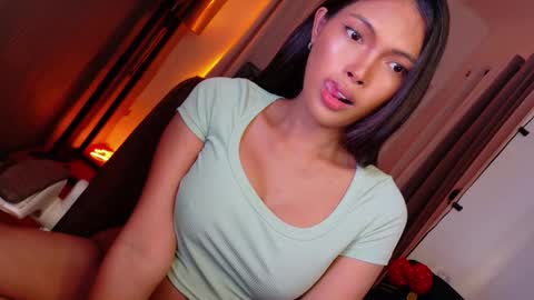 Snapshot of amor_prinsesa chatting on 09.10.25 Prinsesa online show from 09.10.25