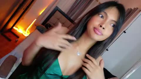 Snapshot of amor_prinsesa chatting on 10.03.25 Prinsesa online show from 10.03.25