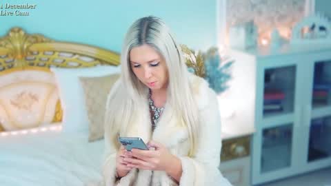  Im the first transgender post-op model on haturbate. I have a new sweet pussy... online show from 12.01.24