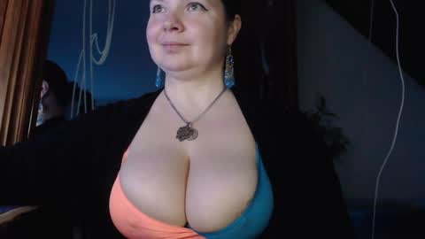 Snapshot of amorelara chatting on 01.23.25 amorelara online show from 01.23.25