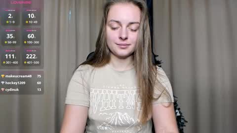 Snapshot of amy___reid chatting on 12.07.24 Amy Reid online show from 12.07.24