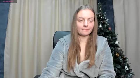 Snapshot of amy___reid chatting on 12.20.24 Amy Reid online show from 12.20.24
