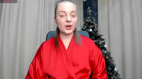 Snapshot of amy___reid chatting on 12.24.24 Amy Reid online show from 12.24.24