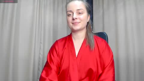 Snapshot of amy___reid chatting on 12.24.24 Amy Reid online show from 12.24.24