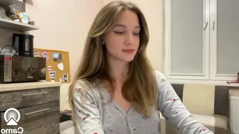 Snapshot of amy_chill chatting on 12.16.25 Amy Chill online show from 12.16.25