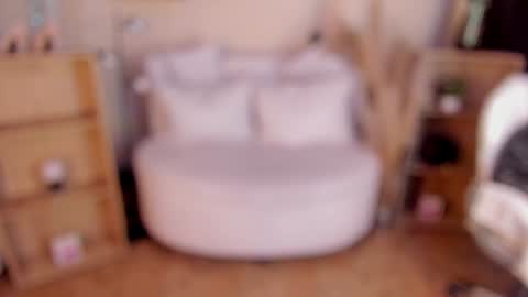     online show from 01.03.25