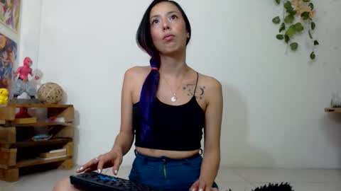 amy mur online show from 10.21.25