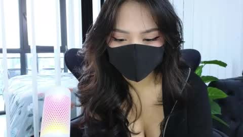 Snapshot of amyalwayshere chatting on 01.24.25 girl next door named Amy online show from 01.24.25